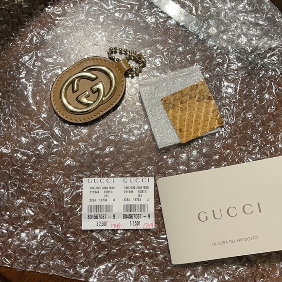 COPY - Gucci Sukey Python in excellent new condition. - Picture 12 of 12